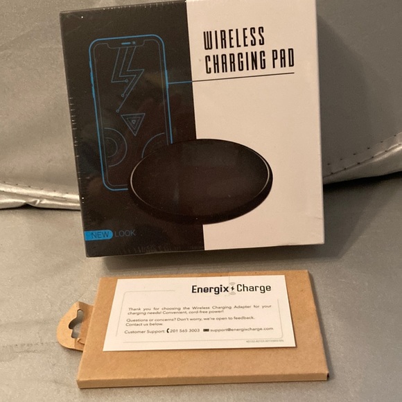 Wireless charging pad - Picture 1 of 3